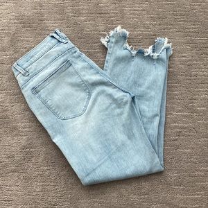 Like NEW Wit & Wisdom Cropped Jeans